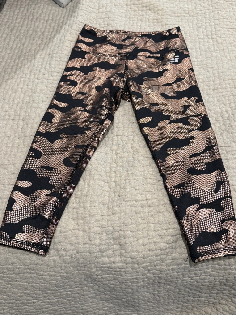 BCG Girls Metallic Camo Capri Leggings Black Gold XS 6-6X